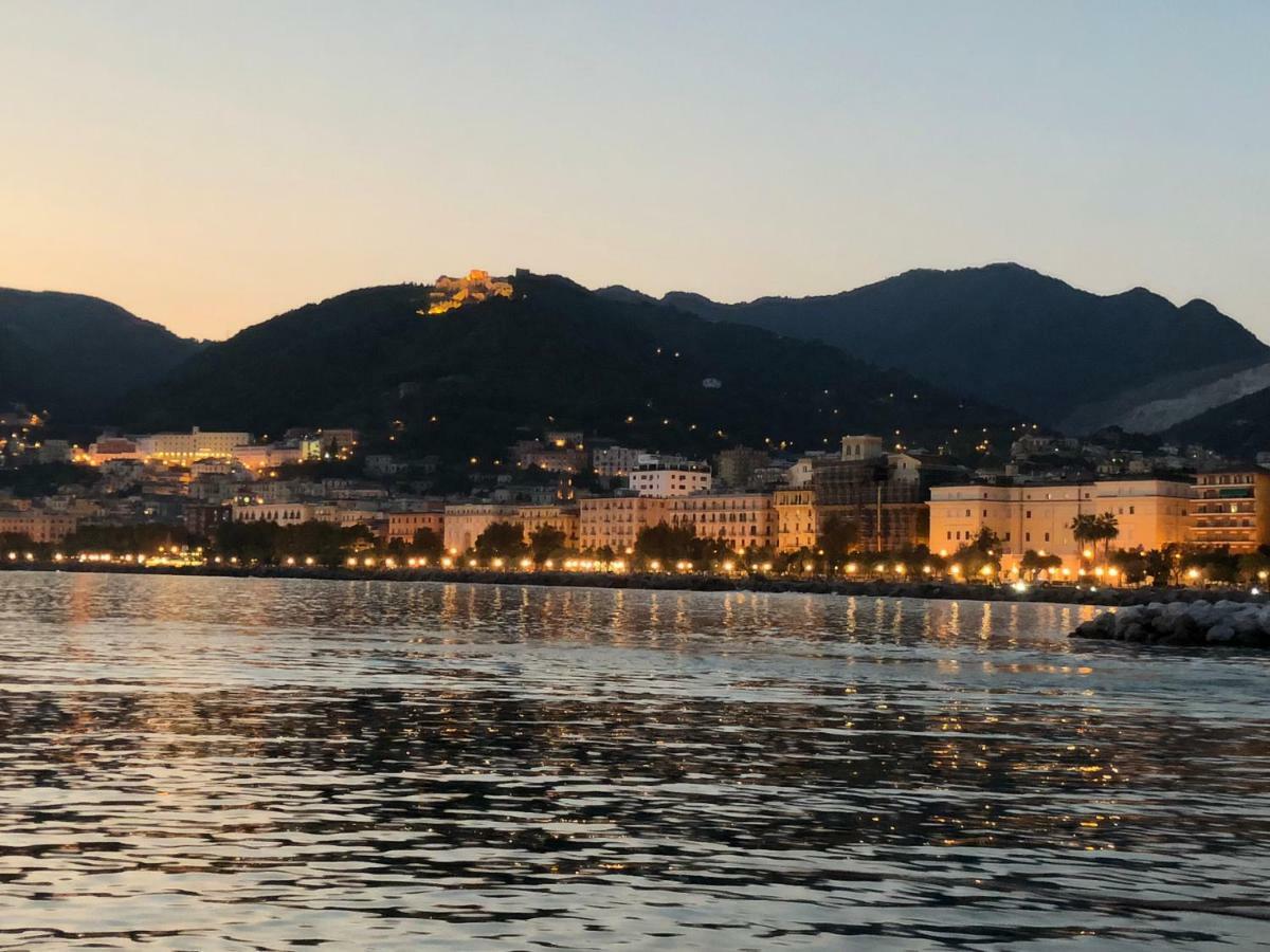 Donna Giulia, Luxury House Hotel Salerno Luaran gambar